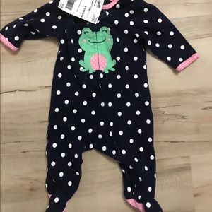 Carters 🐸 frog footies!